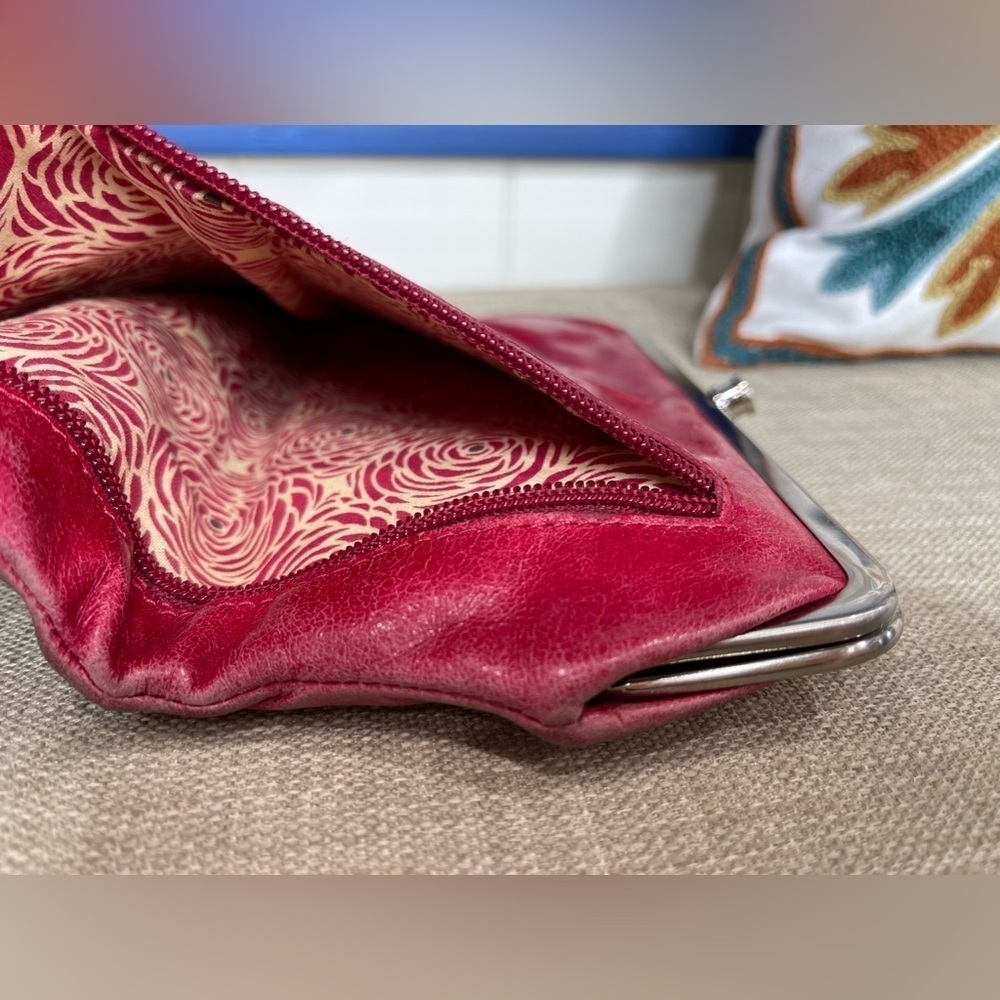 HOBO INTERNATIONAL LAUREN CLUTCH WALLET Bright Red Leather - Picture 8 of 8